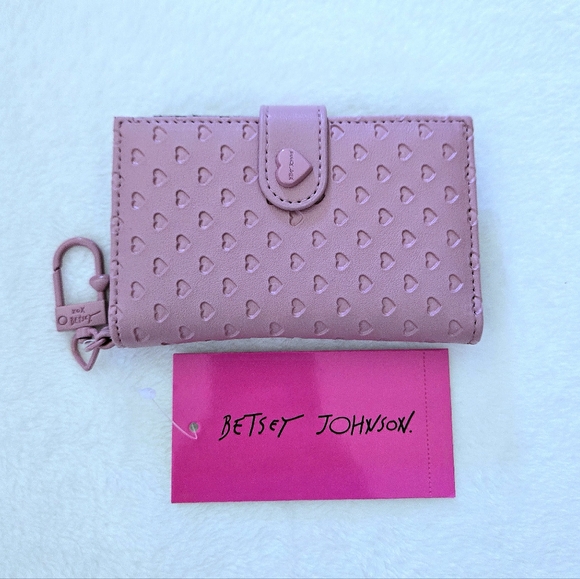 Betsey Johnson Handbags - Betsey Johnson "XO Leah" Card💳 Case - NWT